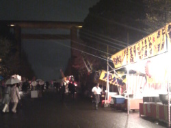 10/04/07 靖国神社参道の露店