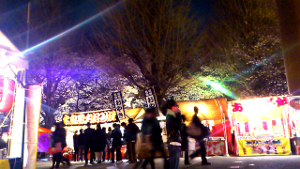 2012/04/06 靖国神社夜の参道